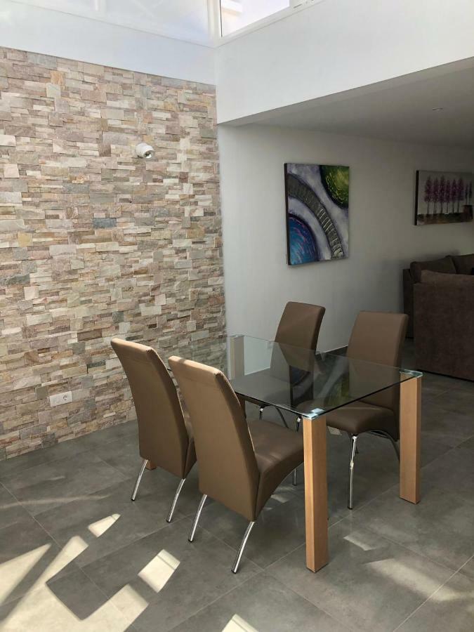 Casa Mercedes Плая Бланка Екстериор снимка