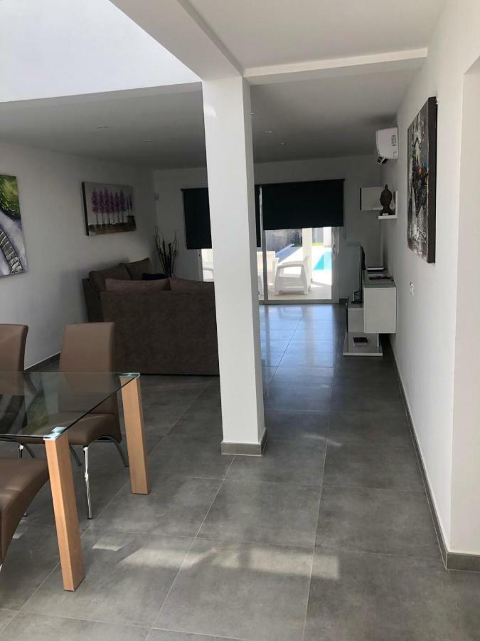 Casa Mercedes Плая Бланка Екстериор снимка